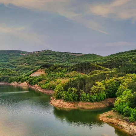 Eco House Kitana Πανσιόν 3*