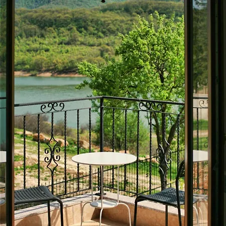 Eco House Kitana 3*