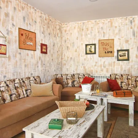Pensionat Eco House Kitana