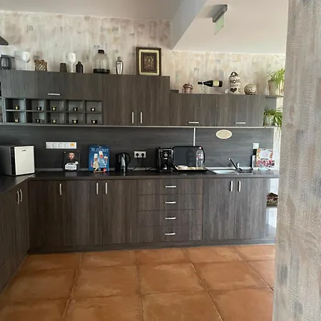 Eco House Kitana Affittacamere
