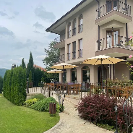 Eco House Kitana Affittacamere 3*