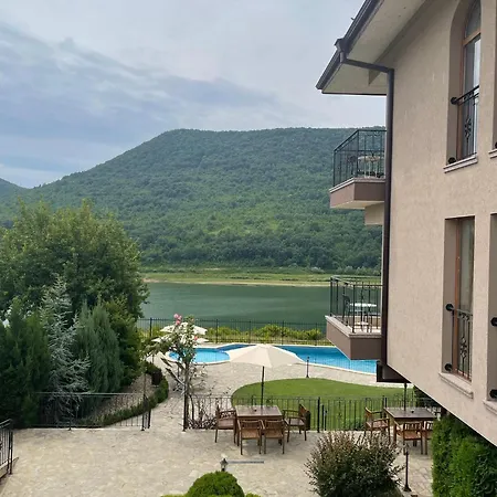 Eco House Kitana Affittacamere 3*