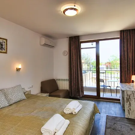 Affittacamere Eco House Kitana 3*