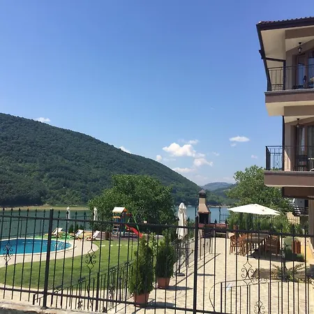 Affittacamere Eco House Kitana 3*
